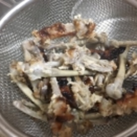 その骨捨てないで 鳥の骨で絶品鶏ガラスープ レシピ 作り方 By Takenoppu 楽天レシピ その骨捨てないで 鳥の骨で絶品鶏ガラスープ レシピ 作り方 By Takenoppu 楽天レシピ
